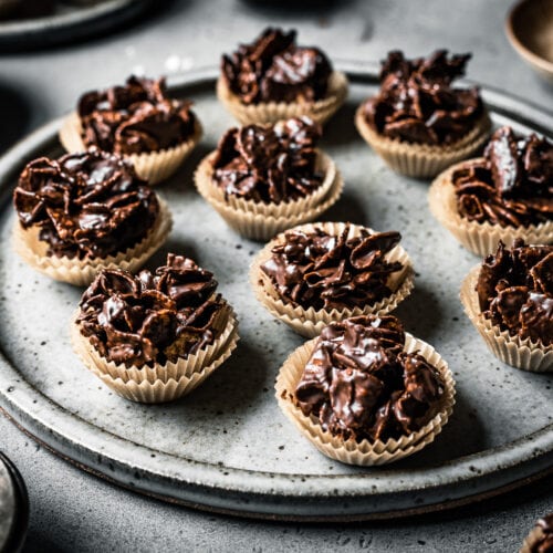 Roses Des Sables (Chocolate Cornflake Cookies) - The Floured Table