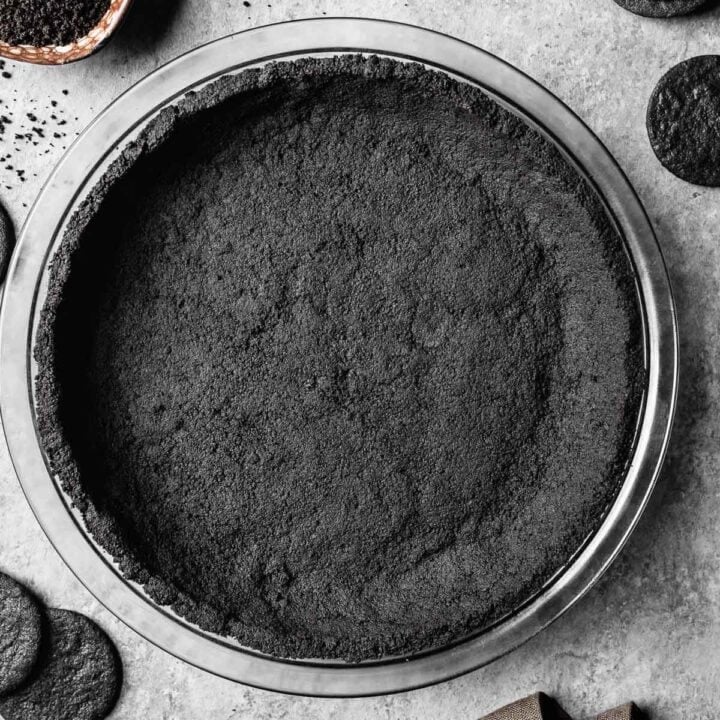 Chocolate Cookie Crust - The Floured Table